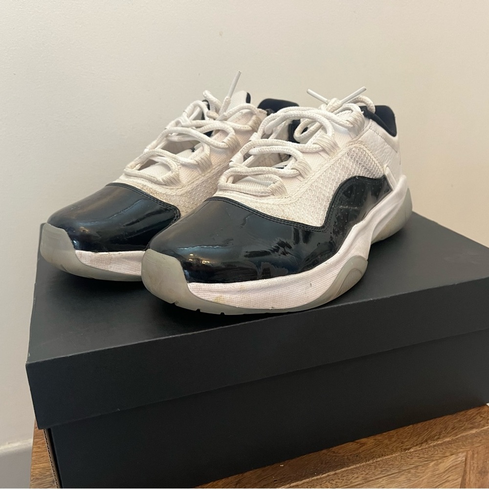 Jordan 11 low